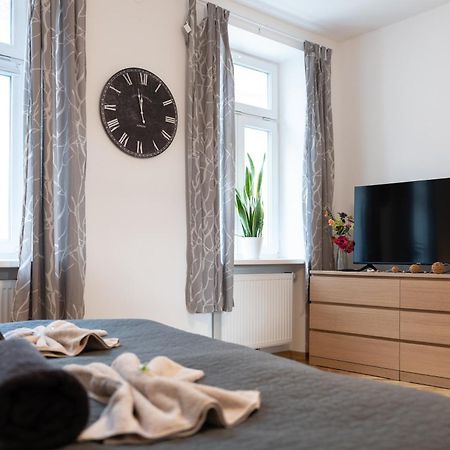 Revliving Apartments Eggenburg ภายนอก รูปภาพ