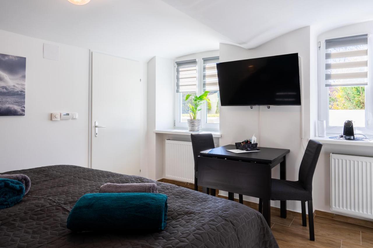 Revliving Apartments Eggenburg ภายนอก รูปภาพ