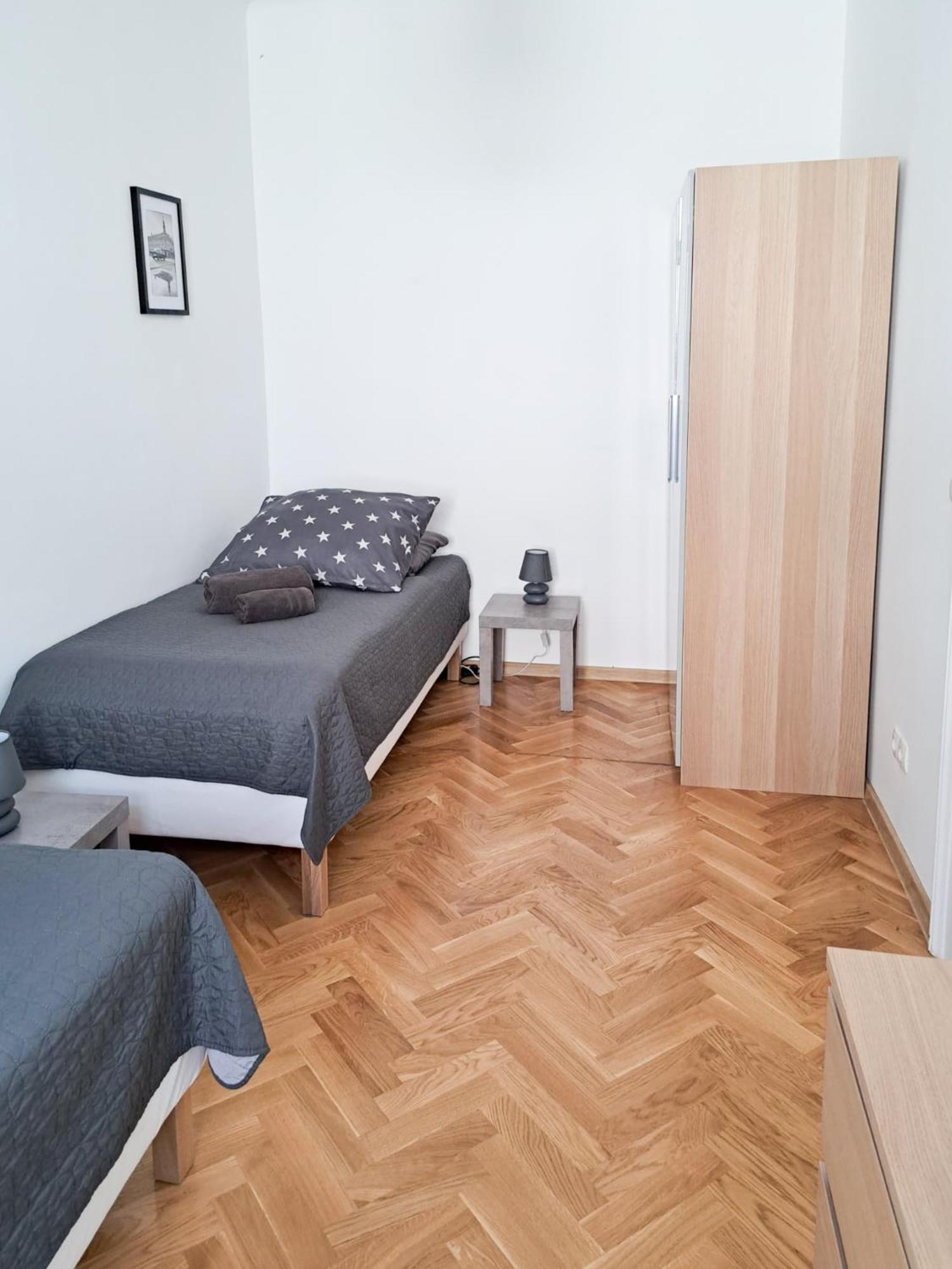 Revliving Apartments Eggenburg ภายนอก รูปภาพ