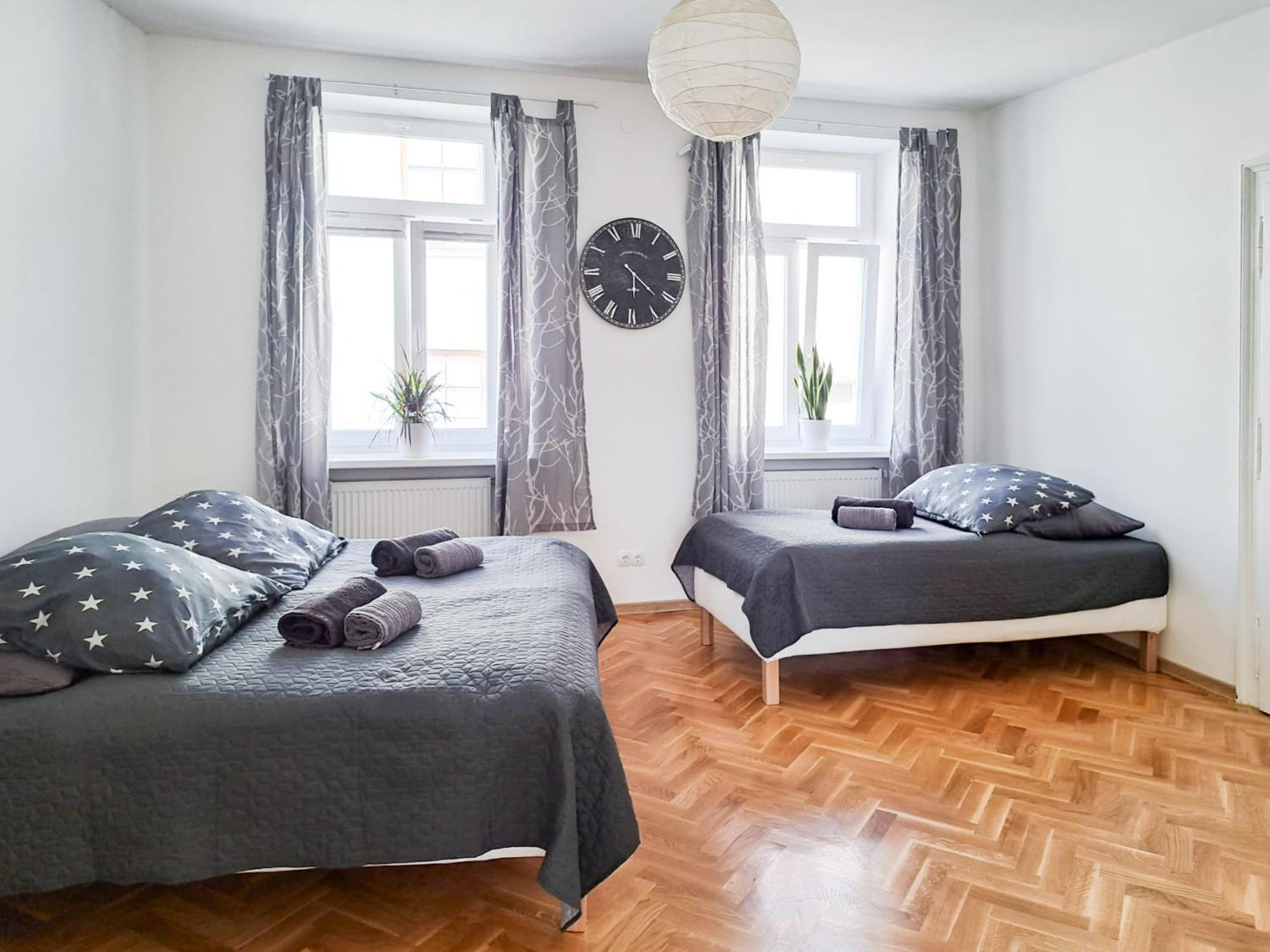 Revliving Apartments Eggenburg ภายนอก รูปภาพ
