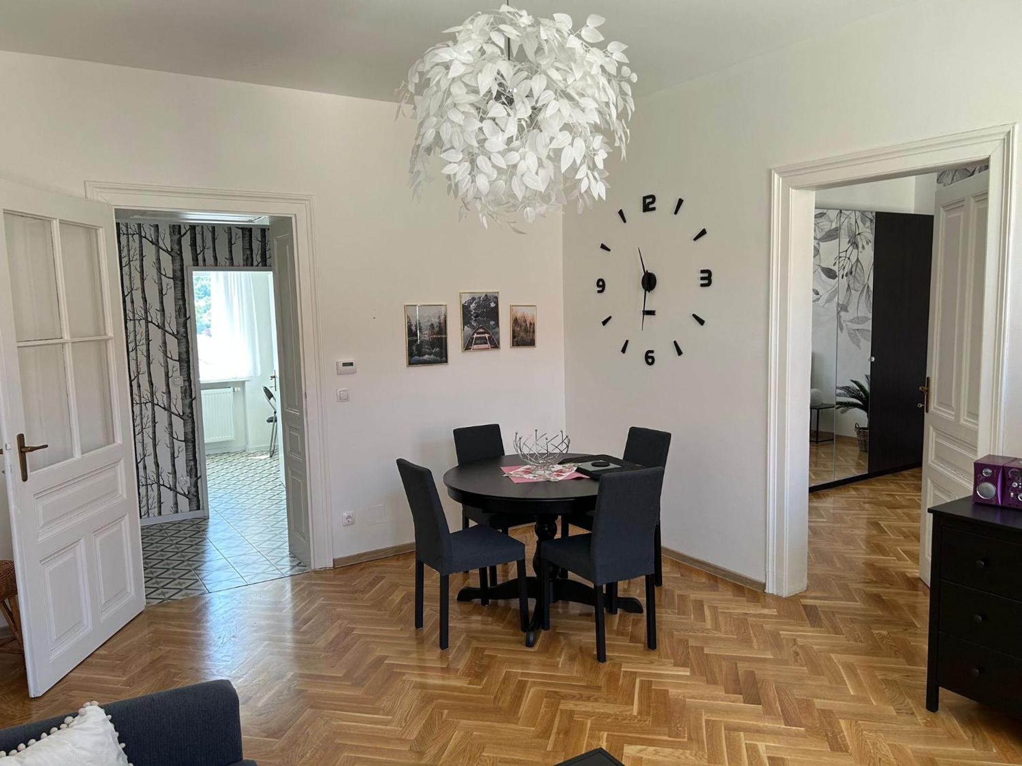 Revliving Apartments Eggenburg ภายนอก รูปภาพ